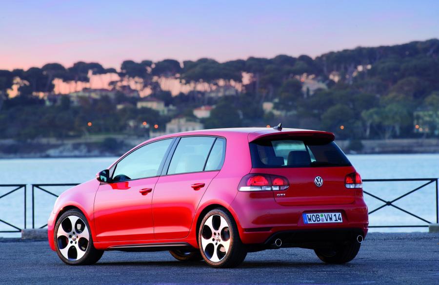  Volkswagen Golf GTi 2008 года  (фото 77 из 83)